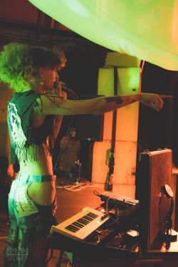 Saturn Belle thumbnail